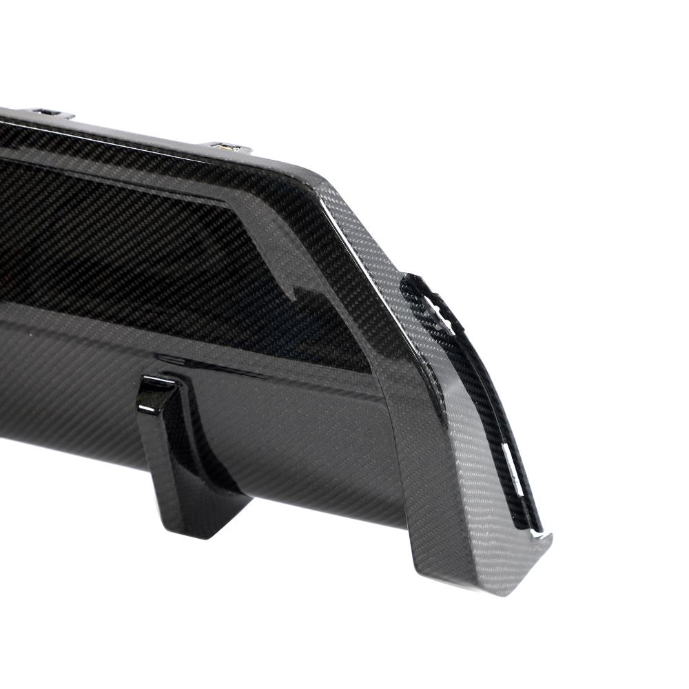 Carbon Fiber Diffuser w/ Brake Light - BMW G42